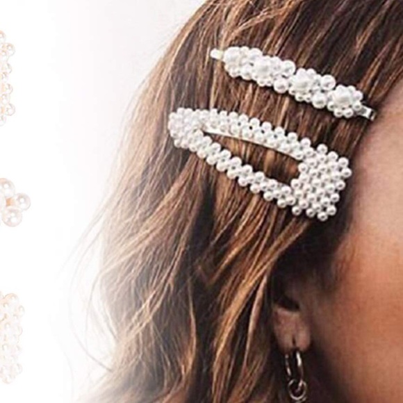 🆕 Pearl Hair Clip Barrettes - Set of 4 - Picture 2 of 3